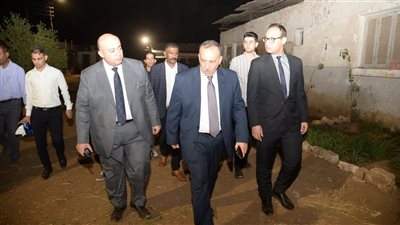 محافظ أسيوط يتفقد سير العمل بمزرعتى بني مر بالفتح والحمام بابنوب للثروة الحيوانية  