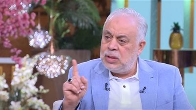 أشرف زكي عن دخول البلوجر التمثيل: 