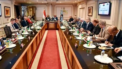 وزير قطاع الأعمال ورئيس الهيئة العربية للتصنيع يشهدان توقيع بروتوكولات تعاون لدعم وتعميق التصنيع المحلي