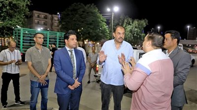 محافظ سوهاج يتفقد منافذ بيع الخضر والفاكهة بعد نقلها من الشوارع الرئيسية