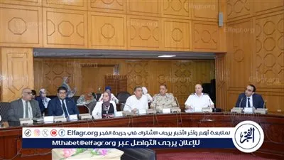 نائب محافظ الإسماعيلية يناقش خطط ورؤى كافة الجهات التنفيذية لتنفيذ المبادرة الرئاسية 
