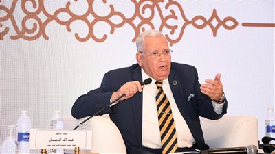 الدكتور عبد الله النجار: الأدوار التي تقوم بها المرأة خطيرة وجليلة 