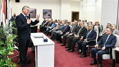  وزير البترول: اطلاق حزمة حوافز جديدة لتشجيع زيادة إنتاج البترول والغاز 