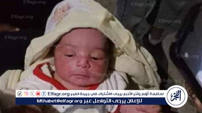  العثور على طفل رضيع أمام مسجد في الفيوم