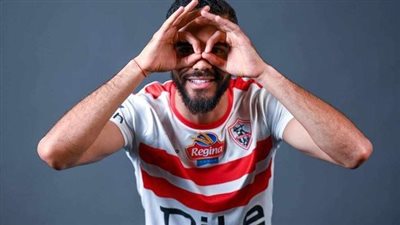 محمود بن تايج يصل برج العرب للانضمام إلى معسكر الزمالك 