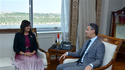 وزير التموين يستقبل السفيرة نبيلة مكرم رئيس الأمانة الفنية للتحالف الوطنى للعمل الأهلى التنموي لبحث التعاون المشترك