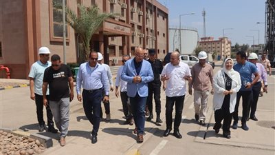 محافظ القليوبية يتفقد محطتي كهرباء بنها وشبرا الخيمة 