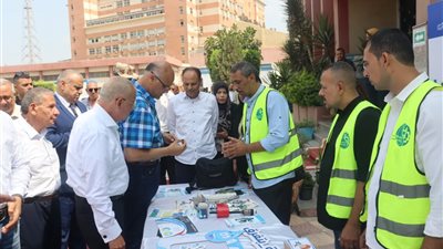 محافظ القليوبية: بحث الأماكن التي تحتاج إلى زيادة طاقات المياه لعرضها على وزير الإسكان