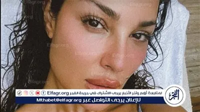 بهذه الطريقة.. نادين نسيب نجيم تروج لبراند الميكاب الخاص بها