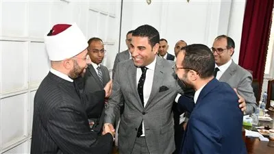 وزير الأوقاف يستقبل رؤساء تحرير الصحف والمواقع الإخبارية بالمجلس الأعلى للشئون الإسلامية