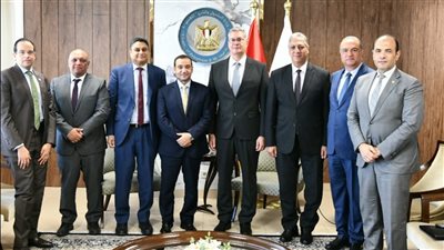 وزير البترول يبحث مع شركة ويذرفورد العالمية خطط التوسع في تطبيق التحول الرقمى