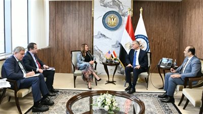 وزير البترول يبحث مع سفيرة الولايات المتحدة تعزيز التعاون من خلال الشركات الأمريكية العاملة بمصر