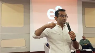 عاجل| إي أند  مصر تضاعف حجم استثماراتها في بناء شبكات المحمول بمصر 