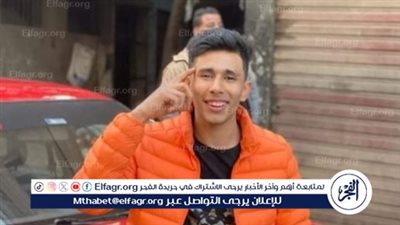 لحظة مقتل شاب على يد 4 أشخاص بسبب فتاة بشبرا الخيمة (فيديو)