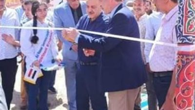 محافظ أسيوط يفتتح معرض أهلا مدارس للمستلزمات المدرسية ويتفقد مدرستي ديروط الثانوية الصناعية والزراعية     