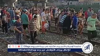 مصرع شخصين صدمهما قطار فى المنيا