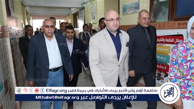 محافظ بني سويف يتفقد المدارس لمتابعة انتظام العملية التعليمية (صور)