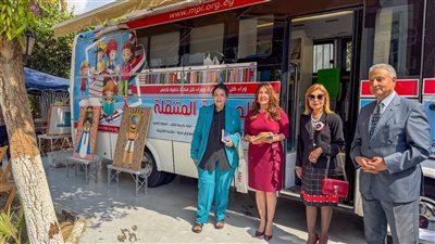 السفارة الأمريكية بالقاهرة تهدي أكثر من 400 كتابا لمكتبة مصر العامة