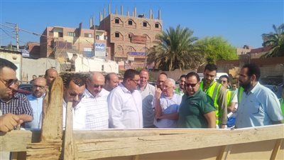 مساعد وزير الصحة للمشروعات ووكيل صحة أسيوط يتفقدان تطوير وإنشاء مستشفى أبنوب المركزي  