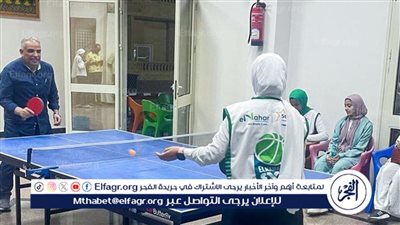 رئيس جامعة طنطا يشارك الطلاب الألعاب الرياضية (صور)