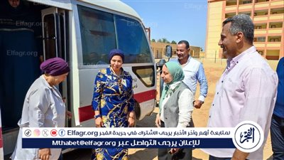 وكيل صحة الإسماعيلية تتفقد القافلة الطبية المجانية بقرية النصر بالقنطرة غرب