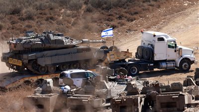 إسرائيل تستدعي أربعة ألوية احتياط لجبهة لبنان