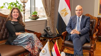 وزير الري يلتقي سفيرة الولايات المتحدة الأمريكية بالقاهرة لبحث سُبل تعزيز التعاون 