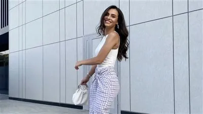 بإطلالة مميزة.. كارمن سليمان تخطف الأنظار في أحدث ظهور لها