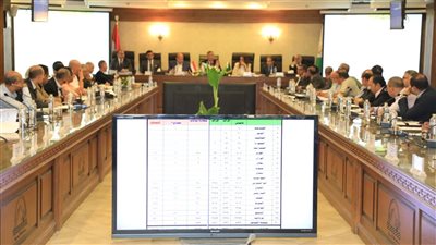 محافظ الجيزة: تقييم أداء رؤساء الأحياء والمراكز في ملف التصالح ونسب الإنجاز