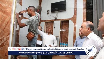 محافظ المنيا يشدد على إزالة التعديات والإشغالات وقطع التيار الكهربائى عن أبراج سكنية مخالفة بملوى