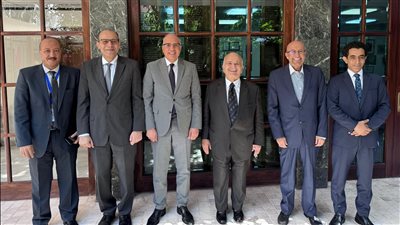 وزير الرى يلتقى الحسن بن طلال لبحث التعاون بين مصر والأردن فى مجال المياه