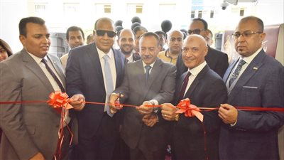 محافظ أسيوط يفتتح فرع جديد لبنك مصر بمركز شباب الفتح  