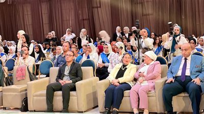 نائب محافظ أسيوط يشهد حفل المجلس  القومي للمرأة لتخريج 377 فتاة من برنامج نورة   