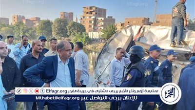 تصادم قطار بجرار في مزلقان ماقوسة بالمنيا يسفر عن 20 مصابًا.. واللواء كدواني يتابع ميدانيًا