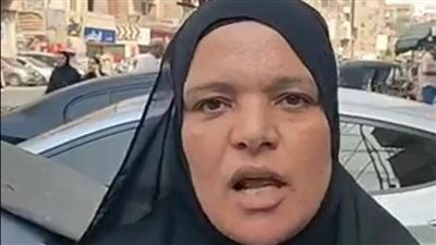 والدة السائق المتهم في حادث معدية أبو غالب: ابني اعترض على عدد الفتيات بالميكروباص 