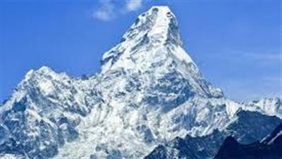 بعد 100 عام من اختفائه.. العثور على قدم متسلق في قمة إيفرست