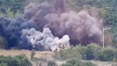 للتعبير عن الغضب.. كوريا الشمالية تفجر بعض من طرقها الداخلية