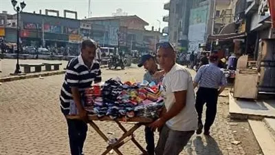 استمرار حملات رفع الإشغالات والباعة الجائلين لتحقيق السيولة المرورية بالشرقية