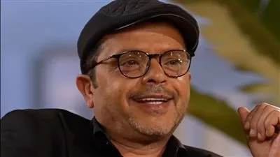 محمد هنيدي: اترفدت من كلية حقوق وسينما.. ووالدي قالي انت كومبارس