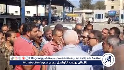 جولة لمحافظ الدقهلية على مواقف المنصورة لمتابعة الإلتزام بالتعريفة الجديدة لنقل الركاب