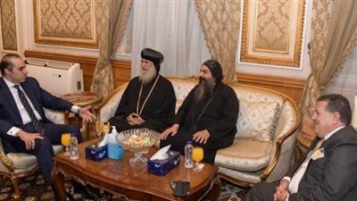 الكنيسة الارثوذكسية تهنئ وزير الشئون النيابية والقانونية بالمصب الجديد 