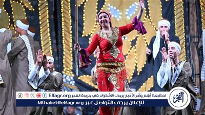 في ليلة التعامد وبحضور المحافظ.. مسرح السوق في 