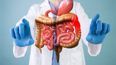 متلازمة القولون العصبي: الأسباب الأعراض والأطعمة المناسبة