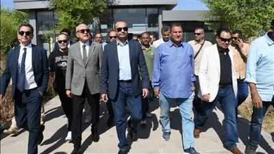 أمين عام الآثار يتفقد آخر أعمال المركز المصري الفرنسي في معابد الكرنك 