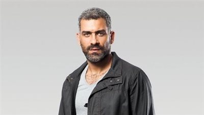 من محل فول لـ فرقة 