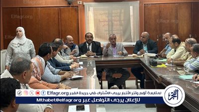 وكيل تعليم الدقهلية يرأس اجتماع لجنة إدارة الشهادة الإعدادية عام ومهني 