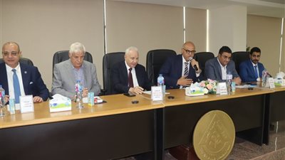 إنشاء مكتب تنفيذي بمدينة العبور يتابع مشكلات السكان