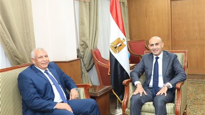وزير التعليم يستقبل محافظ الوادي الجديد لبحث الجهود المشتركة لتطوير العملية التعليمية بالمحافظة