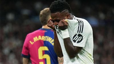 تفيد بإيه يا ندم وتعمل إيه يا عتاب.. شعار ريال مدريد بعد الإهانة من برشلونة والطعن من الفيفا