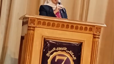 عميد كلية الدراسات العليا للتربية بجامعة القاهرة: التقييم ليس امتحانا بل هى عبارة عن مؤشرات